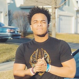 Meet your Posher, Joshua